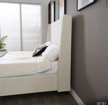 Load image into Gallery viewer, Riveria fabric ottoman bed