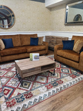 Load image into Gallery viewer, Verona Coffee Table