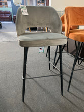 Load image into Gallery viewer, Ruby bar stool